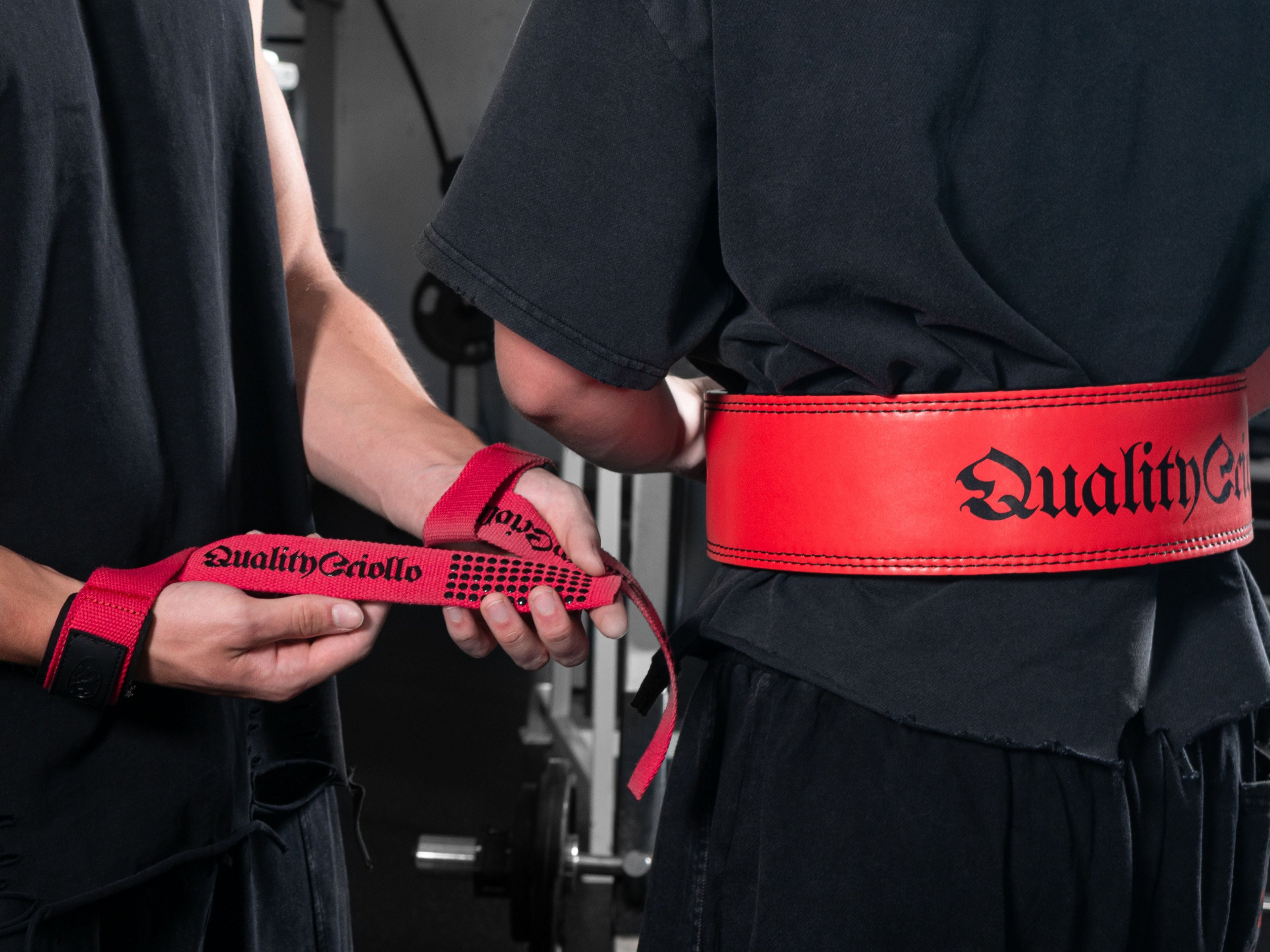 EQUIPAMIENTO DE GIMNASIO