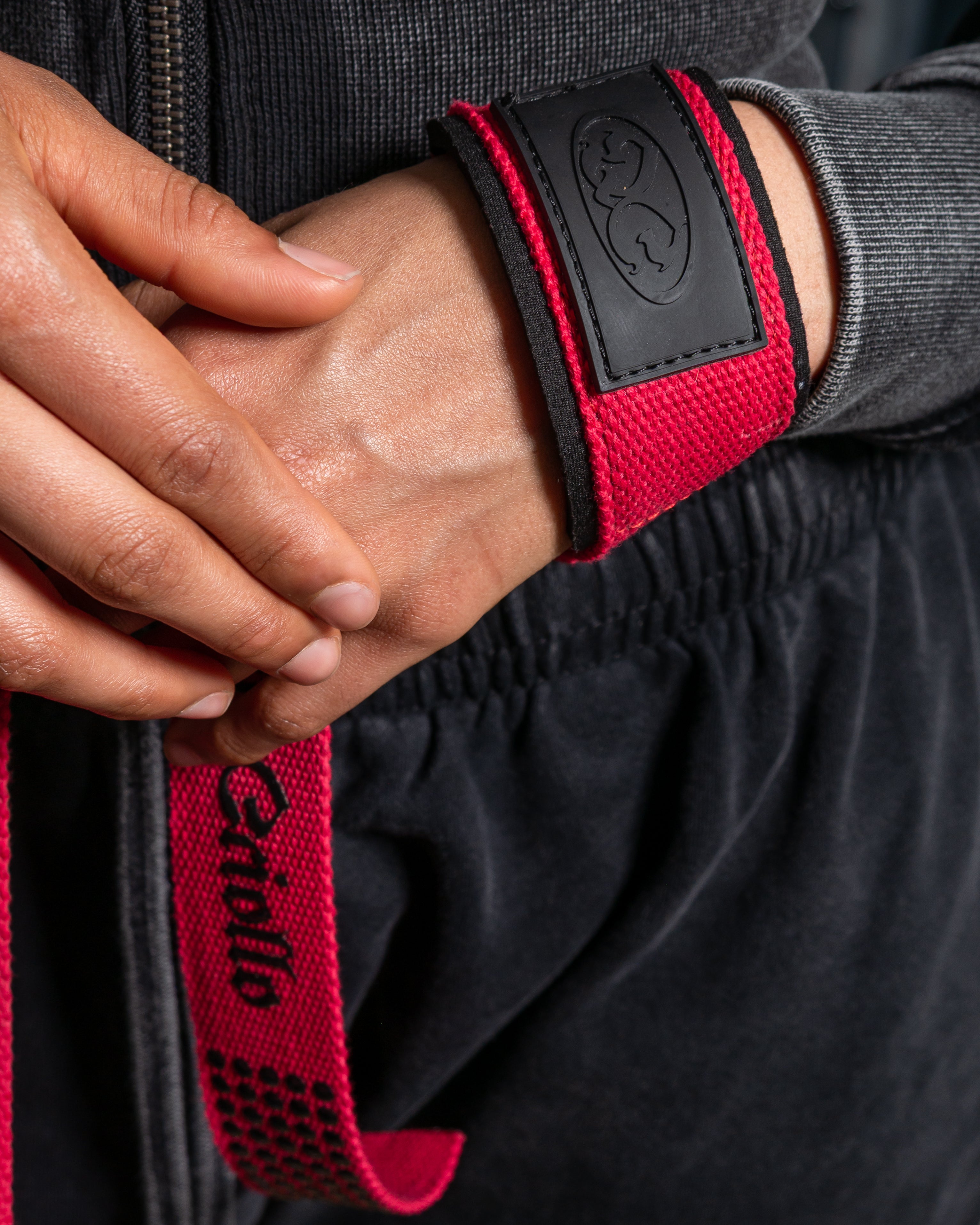 WEIGHTLIFTING STRAPS