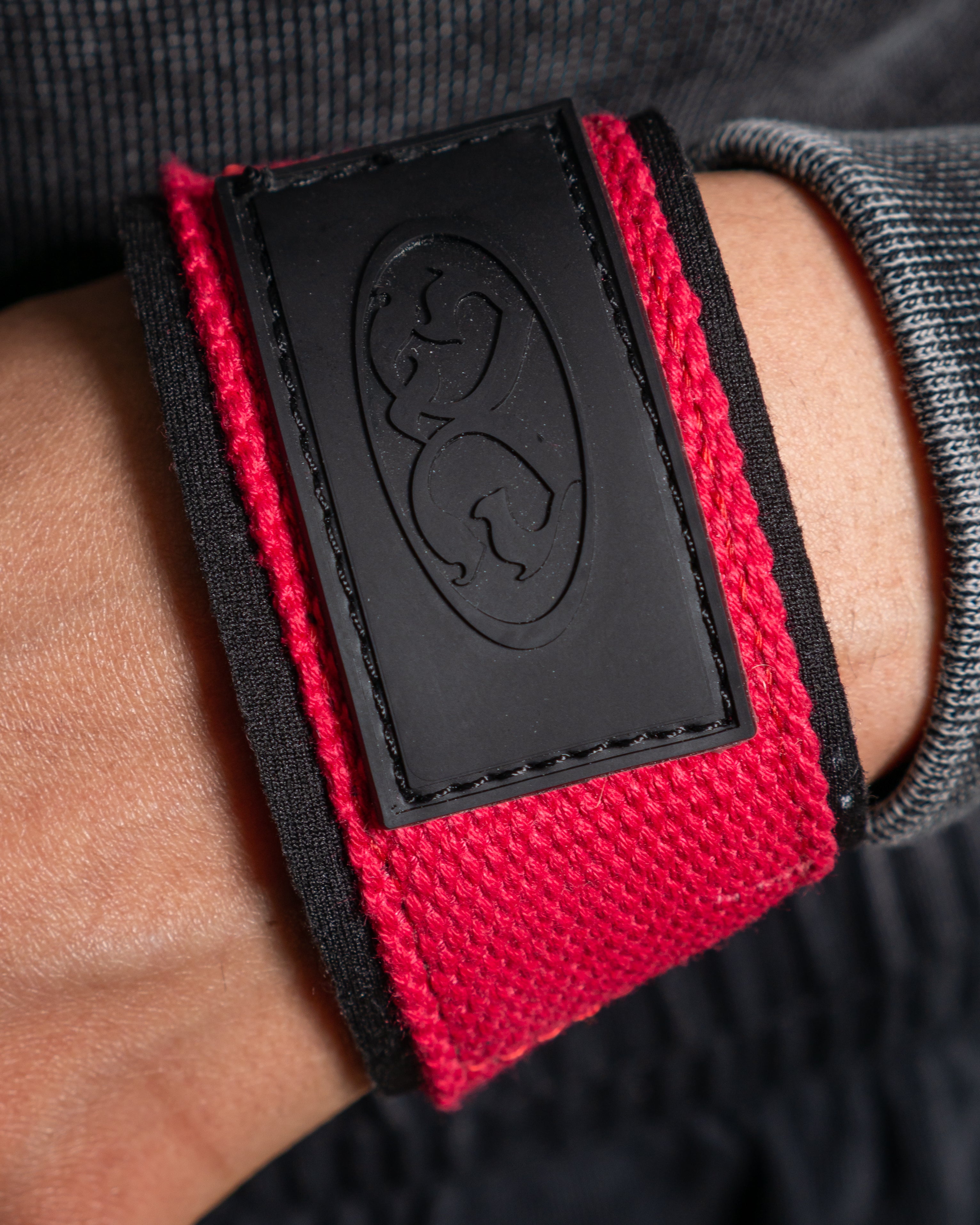 WEIGHTLIFTING STRAPS